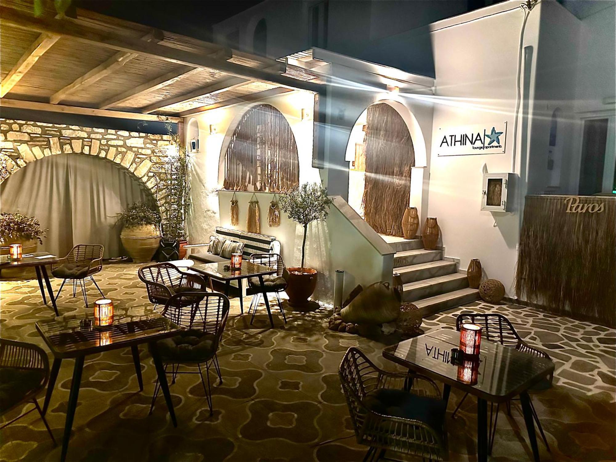 Athina Rooms - Lounge Apartments Parikia  Bagian luar foto