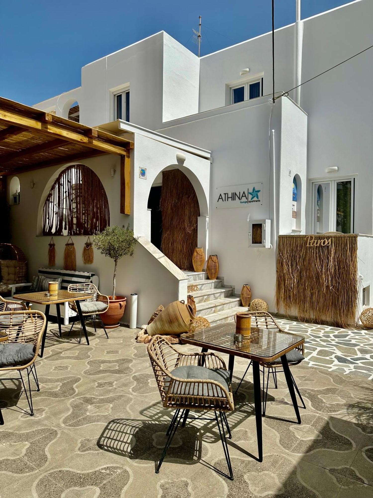 Athina Rooms - Lounge Apartments Parikia  Bagian luar foto