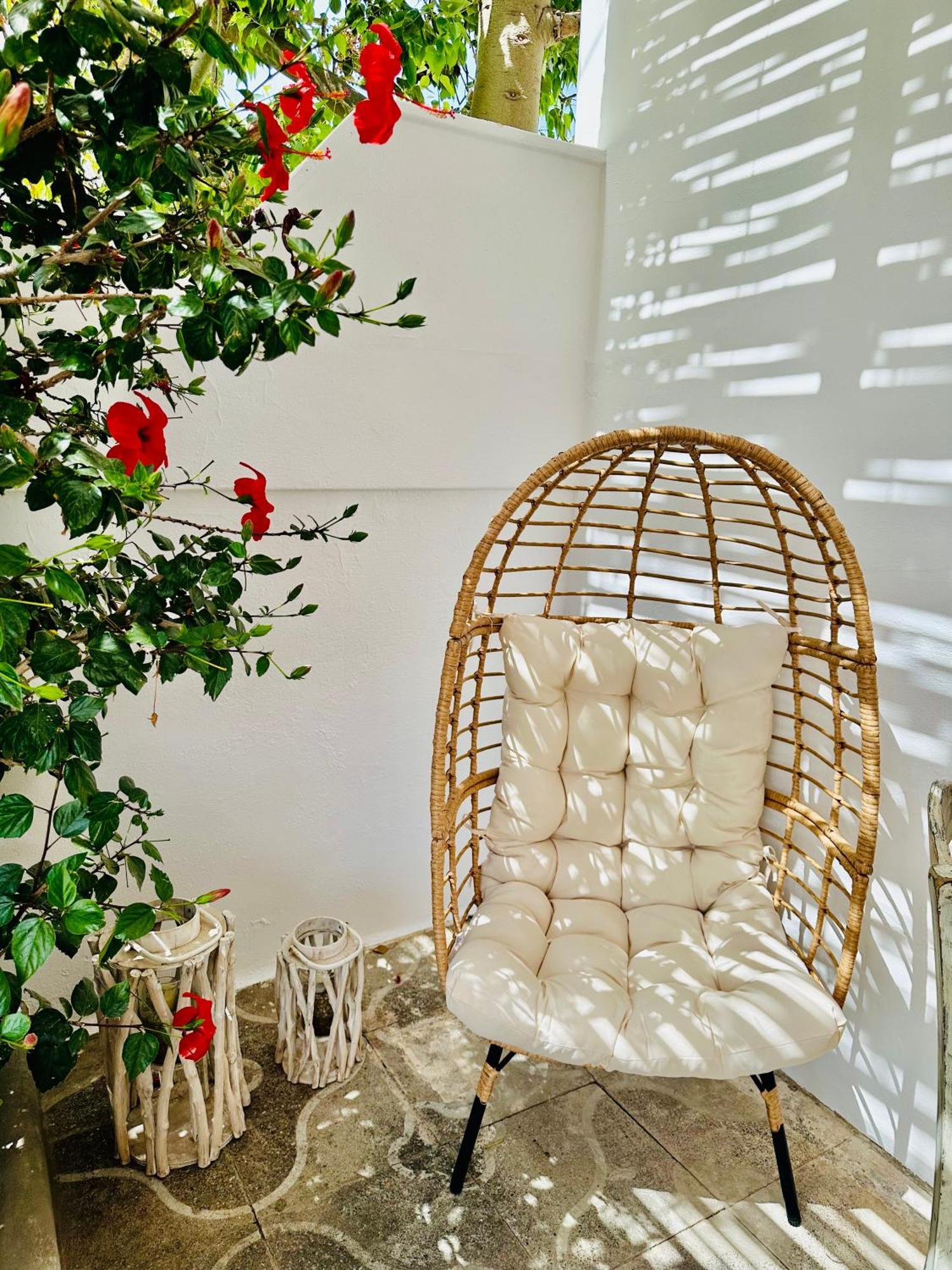 Athina Rooms - Lounge Apartments Parikia  Bagian luar foto